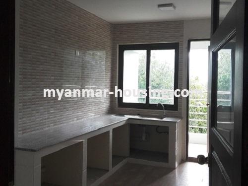 ミャンマー不動産 - 賃貸物件 - No.3556 - A nice room for rent in the Khai Shwe Yee Condo. - View of the Kitchen room
