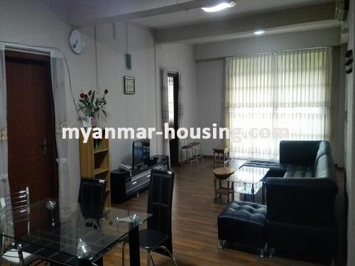 မြန်မာအိမ်ခြံမြေ - ငှားရန် property - No.3557 - ဗဟန်းမြို့နယ် တောင်မြင်းပြိုင်ကွင်းလမ်းတွင် ကွန်ဒိုတိုက်ခန်းငှါးရန်ရှိသည်။living room view