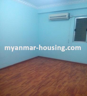缅甸房地产 - 出租物件 - No.3559 - An apartment with reasonable price for rent in Kyauk Kone Street. - View of the Bed room