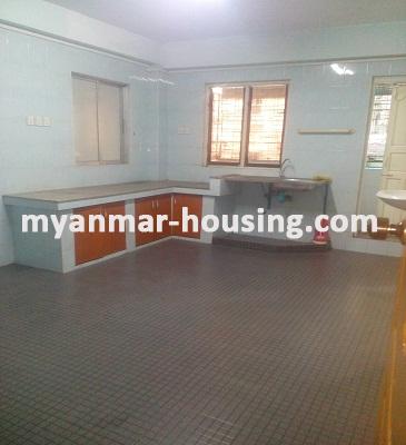 缅甸房地产 - 出租物件 - No.3559 - An apartment with reasonable price for rent in Kyauk Kone Street. - View of the Kitchen room