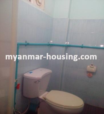 缅甸房地产 - 出租物件 - No.3559 - An apartment with reasonable price for rent in Kyauk Kone Street. - View of the Toilet and Bathroom