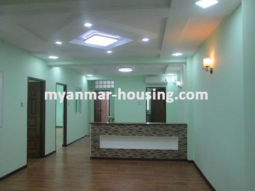 缅甸房地产 - 出租物件 - No.3568 - Excellent Condo room for rent in Hlaing Township.  - View of the Living room
