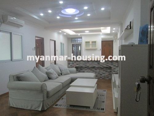 မြန်မာအိမ်ခြံမြေ - ငှားရန် property - No.3569 - လှိုင်မြို့နယ်တွင် အဆင့်မြင့်ပြင်ဆင်သည့် ကွန်ဒိုခန်း ဌားရန်ရှိပါသည်။View of the Living room