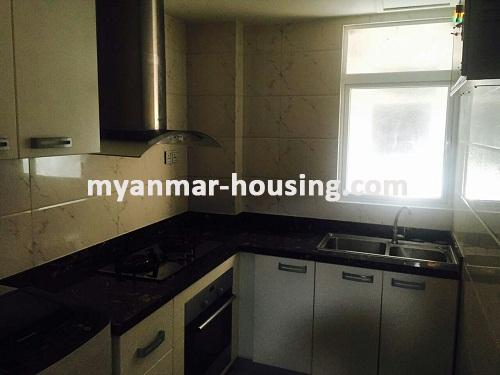 မြန်မာအိမ်ခြံမြေ - ငှားရန် property - No.3576 - Star City တွင် အခန်းကောင်းတစ်ခန်းငှားရန်ရှိသည်။ View of Kitchen room
