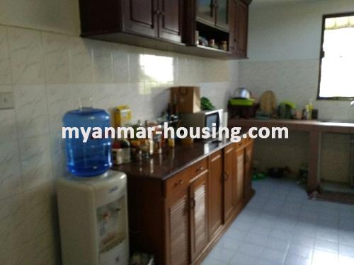 မြန်မာအိမ်ခြံမြေ - ငှားရန် property - No.3585 - ပညာ့၀တီကွန်ဒိုတွင် အခန်းကောင်းတစ်ခန်းဌားရန်ရှိပါသည်။View of Kitchen room