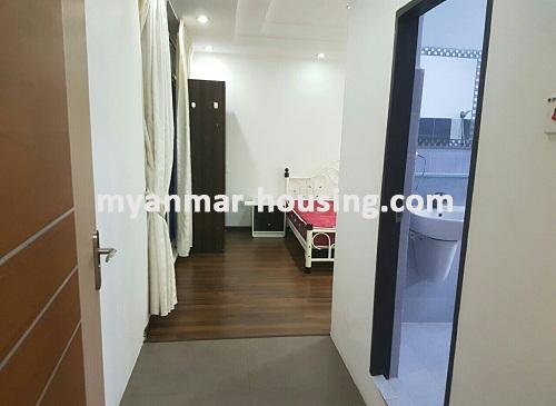 မြန်မာအိမ်ခြံမြေ - ငှားရန် property - No.3593 - Royal Thazin ကွန်ဒိုတွင် အခန်းကောင်းတစ်ခန်းဌားရန်ရှိပါသည်။View of the Bed room