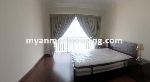 缅甸房地产 - 出租物件 - No.3599 - A Condo room for rent in Golden City Condo. - View of the Bed room