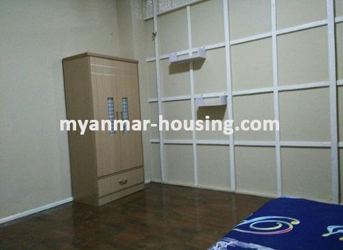 မြန်မာအိမ်ခြံမြေ - ငှားရန် property - No.3602 - မုဒိသာအိမ်ရာ(၁)တွင် ဈေးအတင့်အသင့်ဖြင့် တိုက်ခန်းကောင်းတစ်ခန်းဌားရန်ရှိပါသည်။View of the Bed room
