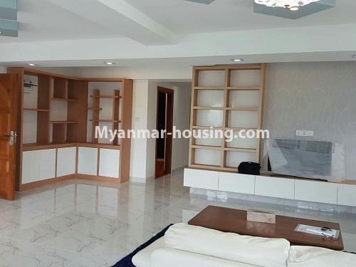 Myanmar real estate - for rent property - No.3640 - A nice condo room in Sanchaung! - Single bedroom