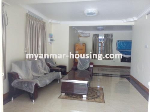 မြန်မာအိမ်ခြံမြေ - ငှားရန် property - No.3667 - လှိုင်သာယာ F.M.I City တွင်လုံးချင်းတစ်လုံးငှါးရန်ရှိသည်။living room view