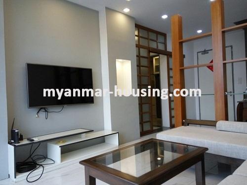 မြန်မာအိမ်ခြံမြေ - ငှားရန် property - No.3672 - Star City တွင် ကွန်ဒိုအခန်းကောင်း ဌားရန် ရှိပါသည်။View of the Living room