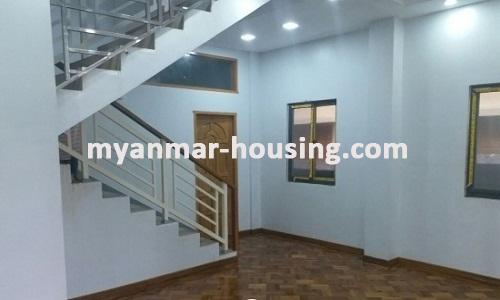 မြန်မာအိမ်ခြံမြေ - ငှားရန် property - No.3682 - သာကေတမြို့နယ်တွင် သုံးထပ်တိုက် လုံးချင်းကောင်းတစ်လုံးဌားရန်ရှိပါသည်။View of the room