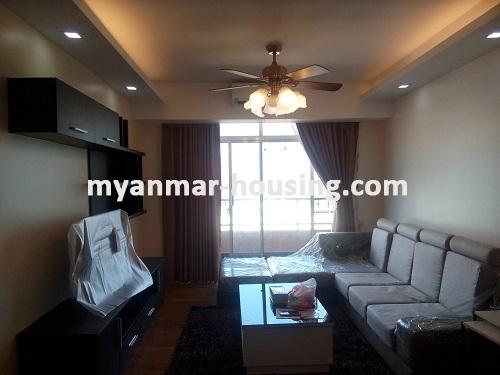 ミャンマー不動産 - 賃貸物件 - No.3703 - Luxurious Condominium room with full standard decoration and furniture for rent in Star City, Thanlyin! - View of the Living room