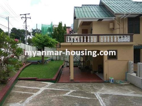 မြန်မာအိမ်ခြံမြေ - ငှားရန် property - No.3713 - ဗဟန်းတွင် ခြံကျယ်လုံးချင်းငှါးရန်ရှိသည်။house view