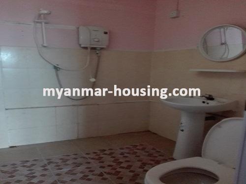 Myanmar real estate - for rent property - No.3723 - Penthouse for rent near Hledan Junction. - master bedroom bathroom view