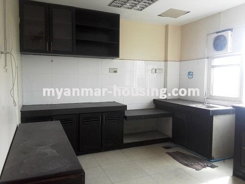 缅甸房地产 - 出租物件 - No.3737 - A good room for rent in ShweHinthar Condo. - View of Kitchen room