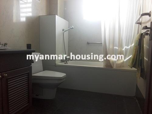 缅甸房地产 - 出租物件 - No.3737 - A good room for rent in ShweHinthar Condo. - View of the Toilet and Bathroom