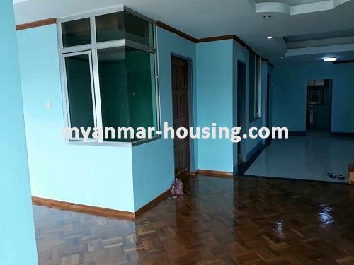 မြန်မာအိမ်ခြံမြေ - ငှားရန် property - No.3754 - ဟိုကေ်၀းကွန်းပလပ် နေရာကောင်းတွင် အခန်းငှားရန်ရှိသည်။