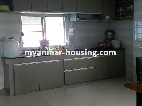 ミャンマー不動産 - 賃貸物件 - No.3765 - An apartment for rent in Thirimingalar Street, Sanchaung Township. - View of the Kitchen room