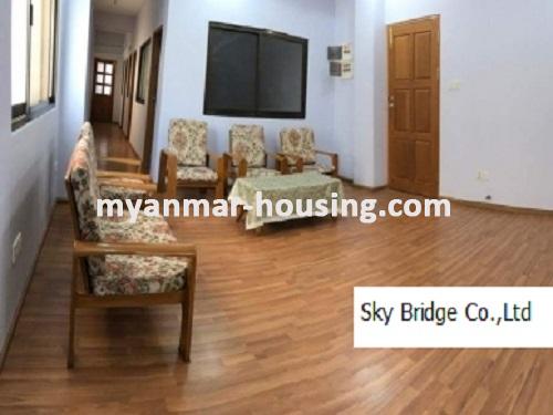 缅甸房地产 - 出租物件 - No.3778 - Condo room for rent in Sanchaung! - living room