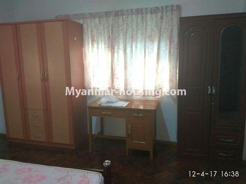 မြန်မာအိမ်ခြံမြေ - ငှားရန် property - No.3796 - တာမွေမြို့နယ်ရှိ ရွေှချမ်းသာကွန်ဒိုတွင် အခန်းကောင်းတစ်ခန်းဌားရန် ရှိပါသည်။view of the bed room