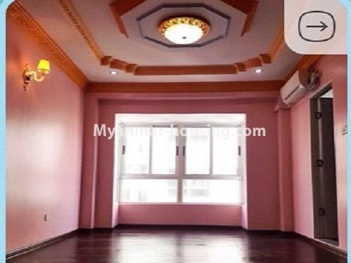 မြန်မာအိမ်ခြံမြေ - ငှားရန် property - No.3842 - River View point ကွန်ဒိုတွင် အခန်းကောင်းတစ်ခန်းဌားရန် ရှိပါသည်။View of the Living room