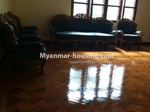 မြန်မာအိမ်ခြံမြေ - ငှားရန် property - No.3853 - တောင်ဥက္ကလာပမြို့နယ်တွင် နှစ်ထပ်တိုက် လုံးချင်းတစ်လုံးဌားရန် ရှိပါသည်။View of the Living room