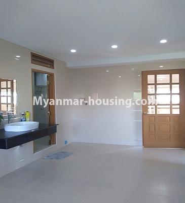 မြန်မာအိမ်ခြံမြေ - ငှားရန် property - No.3864 - စမ်းချောင်းမြို့နယ်တွင် ကွန်ဒိုအခန်းကောင်းတစ်ခန်း ဌားရန် ရှိပါသည်။View of dinning room