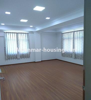 မြန်မာအိမ်ခြံမြေ - ငှားရန် property - No.3865 - လှိုင်မြို့နယ်တွင် အခန်းကောင်းတစ်ခန်း ဌားရန် ရှိပါသည်။View of the bed room