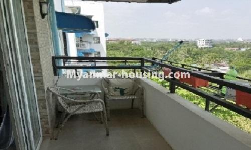 မြန်မာအိမ်ခြံမြေ - ငှားရန် property - No.3899 - မြောက်ဒဂုံတွင် အဆင့်မီ ကွန်ဒိုတိုက်ခန်းငှားရန်ရှိသည်။ - balcony view
