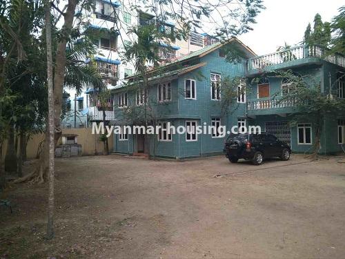 မြန်မာအိမ်ခြံမြေ - ငှားရန် property - No.3900 - လှိုင်မြို့နယ်တွင် လုံးချင်းအိမ်ငှါးရန်ရှိသည်။house and car parking