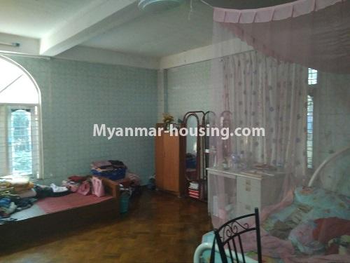 မြန်မာအိမ်ခြံမြေ - ငှားရန် property - No.3900 - လှိုင်မြို့နယ်တွင် လုံးချင်းအိမ်ငှါးရန်ရှိသည်။bedroom 
