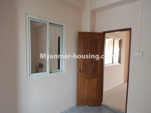 မြန်မာအိမ်ခြံမြေ - ငှားရန် property - No.3902 - ပုဇွန်တောင်မြို့နယ်တွင် အခန်းတစ်ခန်းဌားရန်ရှိပါသည်။View of the room