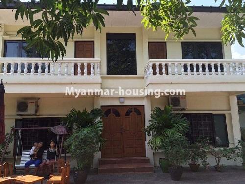 ミャンマー不動産 - 賃貸物件 - No.3908 - Good Landed House for rent in Mayangone Township - View of the house.