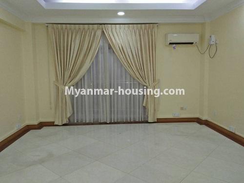 မြန်မာအိမ်ခြံမြေ - ငှားရန် property - No.3909 - ပုဇွန်တောင်မြို့နယ်တွင် ကွန်ဒို အခန်းကောင်းဌားရန် ရှိပါသည်။View of the Bed room