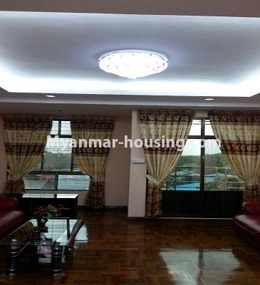 မြန်မာအိမ်ခြံမြေ - ငှားရန် property - No.3921 - ပုဇွန်တောင်မြို့နယ်တွင် ဈေးနှုန်းအသင့်အတင့်ဖြင့် ကွန်ဒို အခန်းဌားရန် ရှိသည်။ - View of the Living room