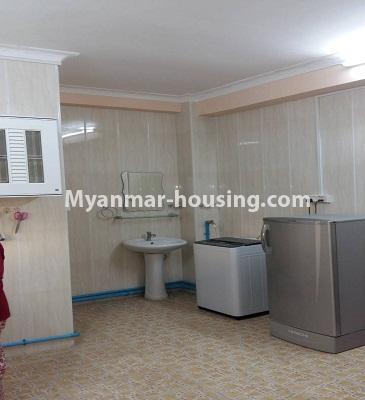 မြန်မာအိမ်ခြံမြေ - ငှားရန် property - No.3921 - ပုဇွန်တောင်မြို့နယ်တွင် ဈေးနှုန်းအသင့်အတင့်ဖြင့် ကွန်ဒို အခန်းဌားရန် ရှိသည်။ - View of the Kitchen room
