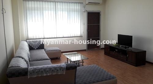 မြန်မာအိမ်ခြံမြေ - ငှားရန် property - No.3924 - မိုးစန္ဒာကွန်ဒိုတွင် အခန်းကောင်းဌားရန်ရှိသည်။ View of the Living room