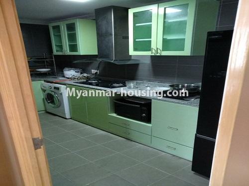 缅甸房地产 - 出租物件 - No.3933 - Condo room for rent in Star City, Thanlyin! - kitchen 