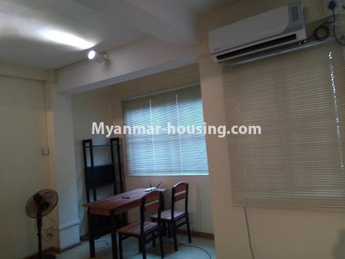 Myanmar real estate - for rent property - No.3935 - Apartment for rent in Downtown. - dinning area