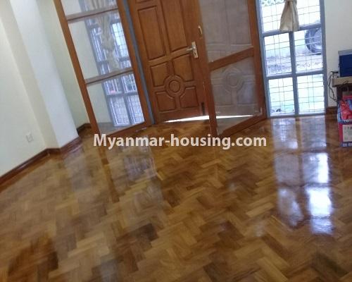 မြန်မာအိမ်ခြံမြေ - ငှားရန် property - No.3949 - မြခွာညိုအိမ်ရာတွင် လုံးချင်းအိမ်တစ်လုံးဌားရန် ရှိပါသည်။ - View of the living room