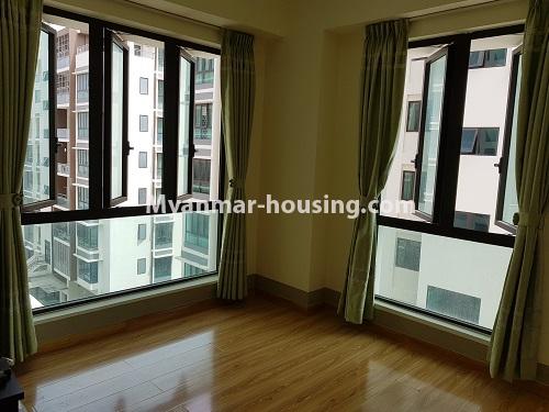 ミャンマー不動産 - 賃貸物件 - No.3952 - Luxurary room for rent in Malikha Condo - View of the bed room