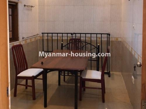 မြန်မာအိမ်ခြံမြေ - ငှားရန် property - No.3957 - မြို့ထဲတွင် ကန်ဒိုတိုက်ခန်းကျယ် ငှါးရန်ရှိသည်။dining area