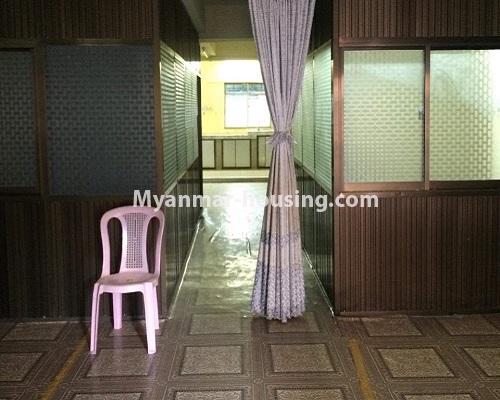 缅甸房地产 - 出租物件 - No.3964 - Condo room for rent in Bo Aung Kyaw Towner. - two rooms veiw