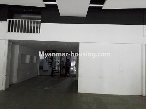 မြန်မာအိမ်ခြံမြေ - ငှားရန် property - No.3974 -  ပုလဲကွန်ဒိုတွင် ရုံးခန်းကောင်းတစ်ခန်း ဌားရန်ရှိသည်။View of the room