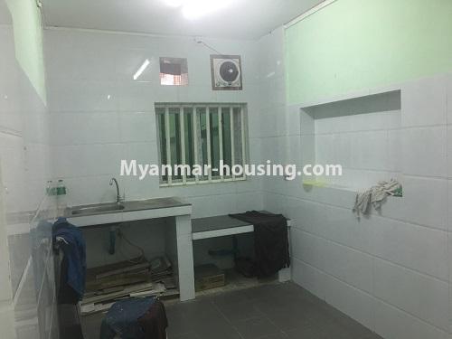 ミャンマー不動産 - 賃貸物件 - No.3985 - Apartment for rent in Hlaing Myint Hmo Housing, Hlaing! - kitchen
