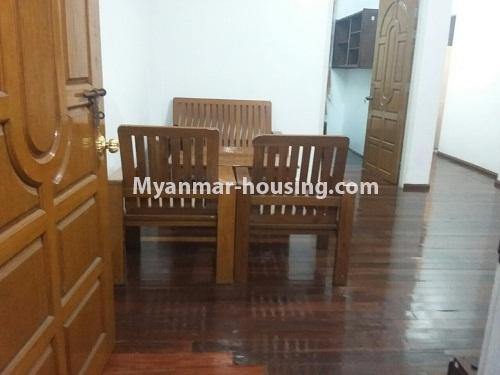 မြန်မာအိမ်ခြံမြေ - ငှားရန် property - No.3996 - ရွေှအုန်းပင်အိမ်ရာတွင် တိုက်ခန်းတစ်ခန်းဌားရန် ရှိပါသည်။View of the Living room