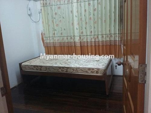 Myanmar real estate - for rent property - No.3996 - An apartment for rent in Shwe Ohn Pin Housing - View of the Bed room
