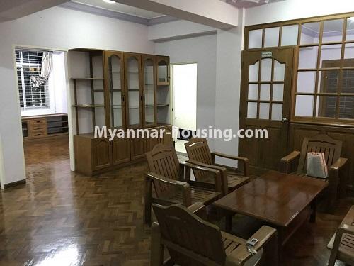 မြန်မာအိမ်ခြံမြေ - ငှားရန် property - No.4003 - မရမ်းကုန်း၊ Junction 8 တွင် ကွန်ဒိုခန်းငှါးရန်ရှိသည်။living room