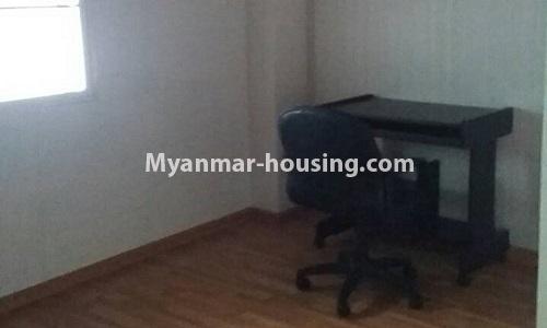 မြန်မာအိမ်ခြံမြေ - ငှားရန် property - No.4018 - အာရှတော်ဝင်အနီး ပရိဘောဂအပြည့်အစုံ အခန်းသန့်သန့်နေချင်သူများအတွက် အခန်းတစ်ခန်း ငှားရန်ရှိသည်။ - 